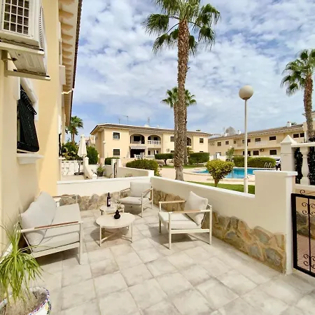 Casa Mirabrisa