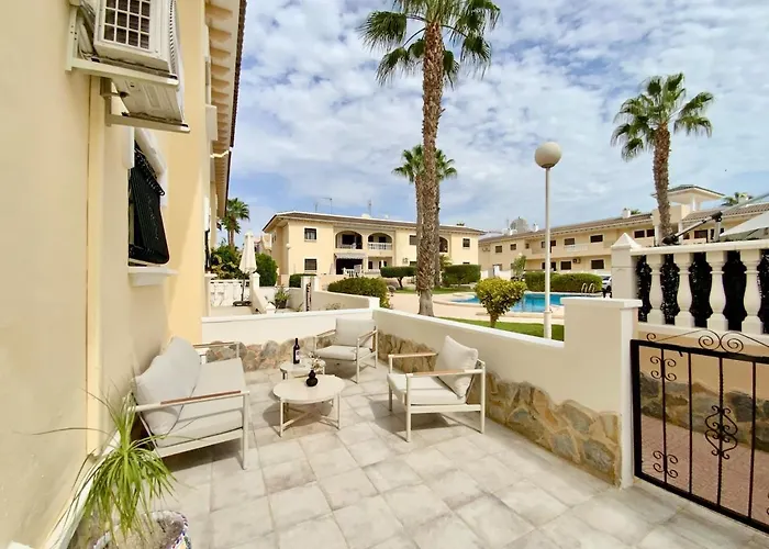 Casa Mirabrisa